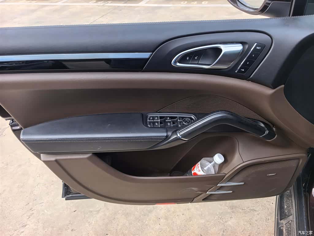 Porsche Cayenne, 2016 9