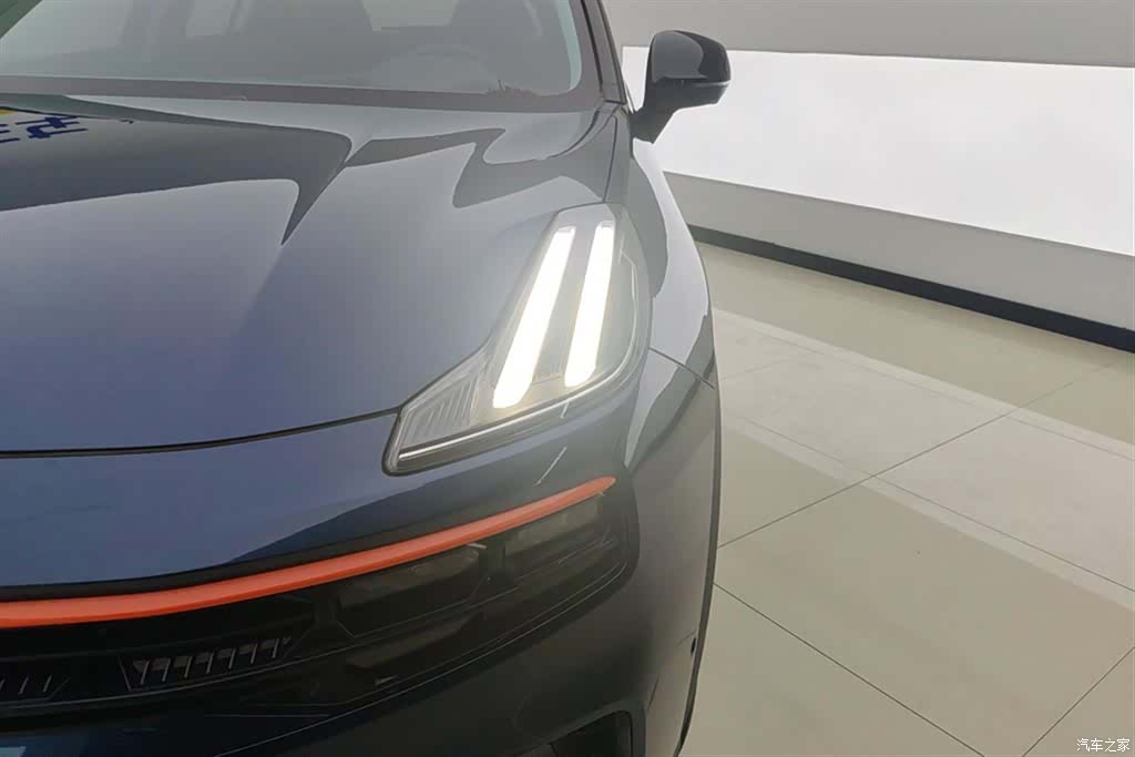 Lynk & Co 02, 2022 все фото