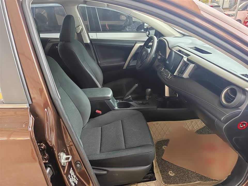 Toyota RAV4 Rongfang