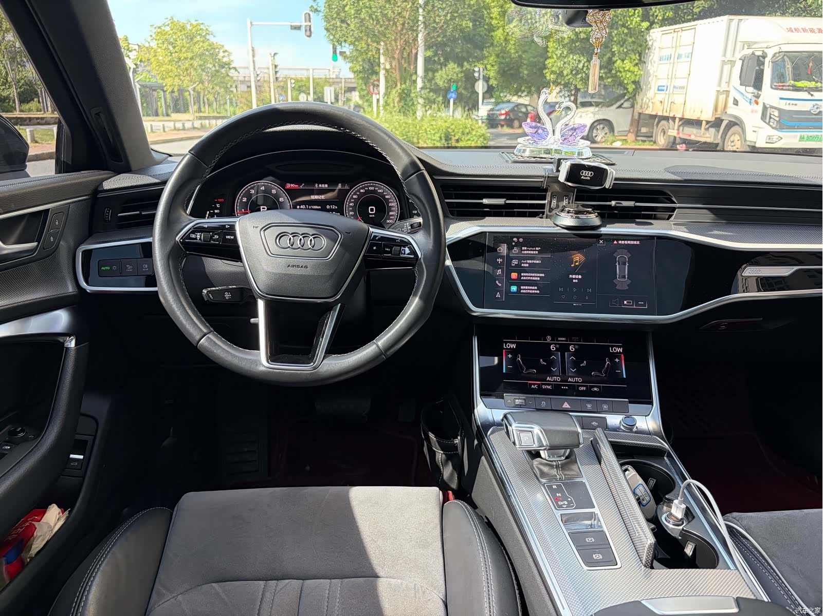 Audi A6L, 2021 11