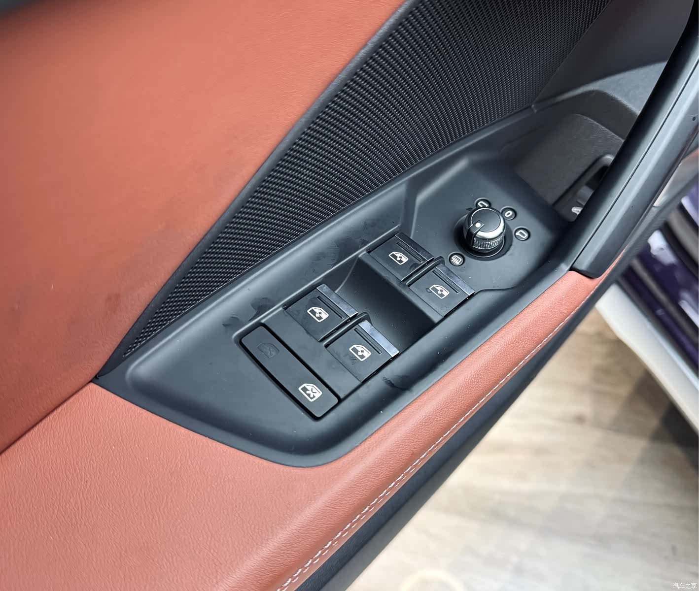 Audi Flying Spur, 2025 11