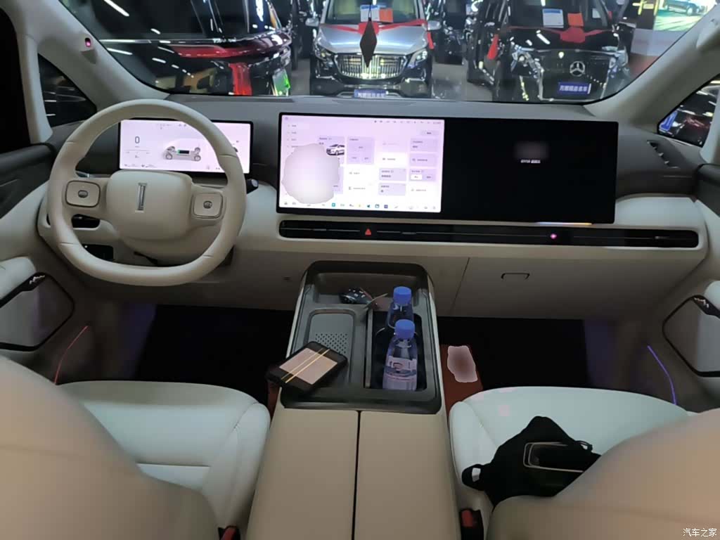 WEY Gaoshan, 2025 10