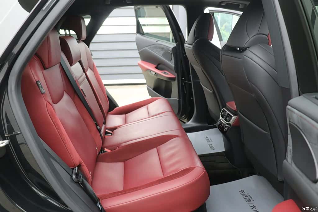 Lexus RX, 2023 23