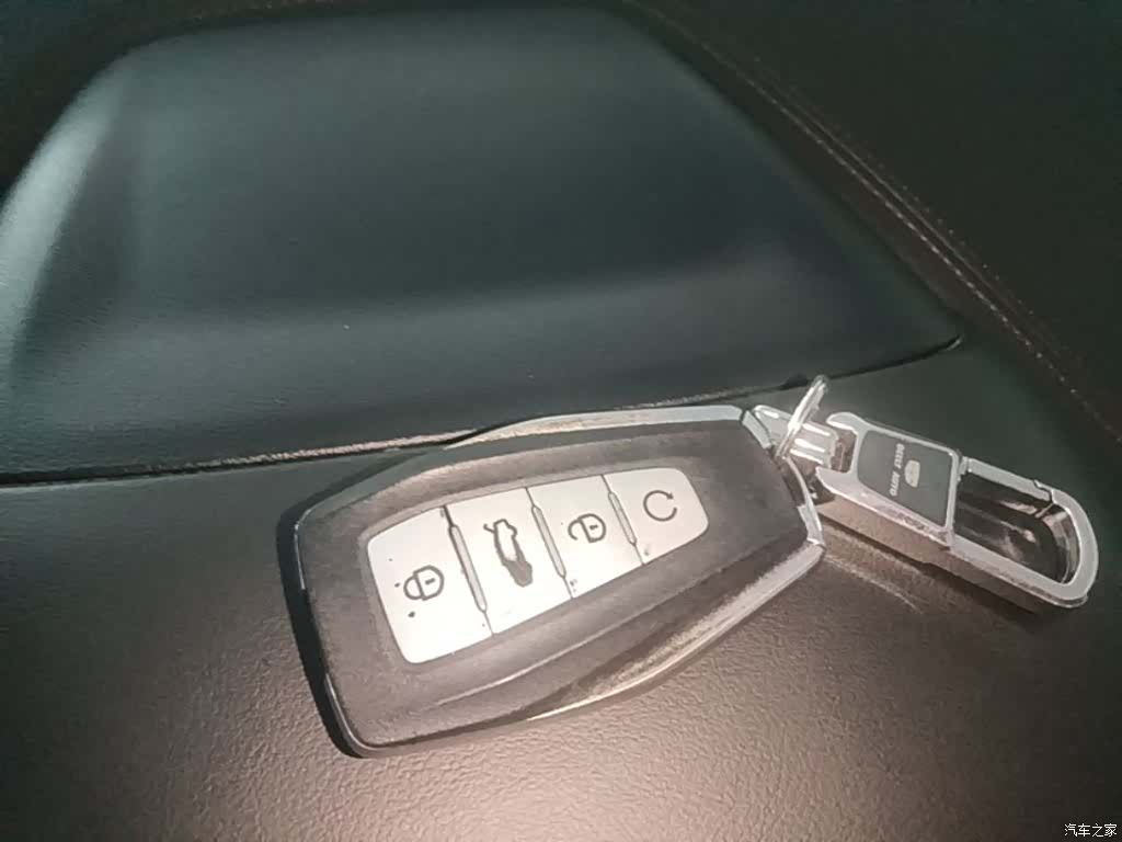 Geely Emgrand, 2022 9
