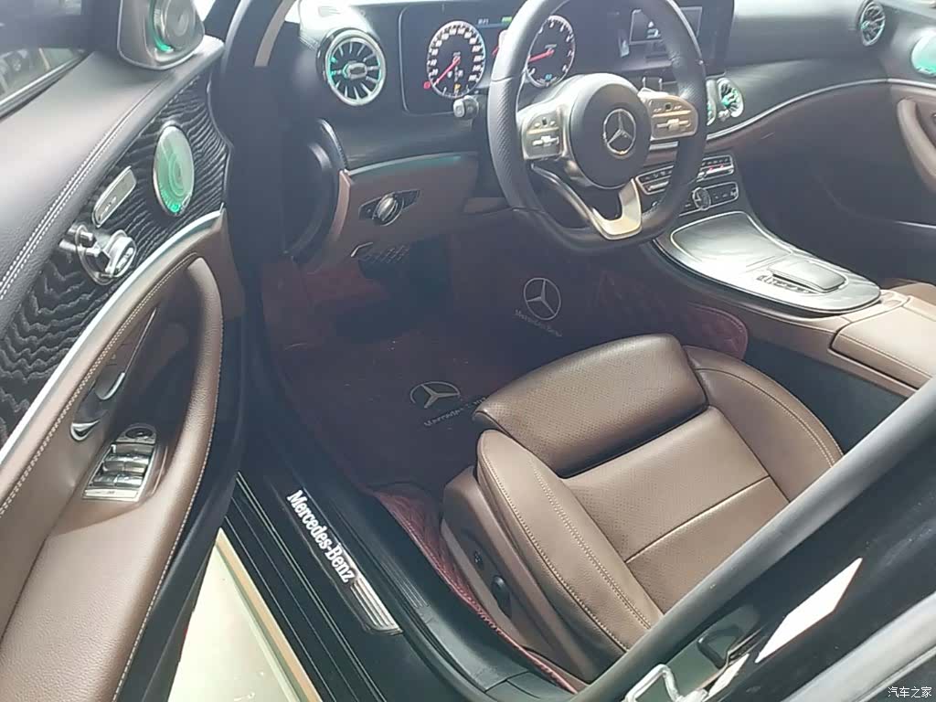 Mercedes-Benz E-Class, 2019 16
