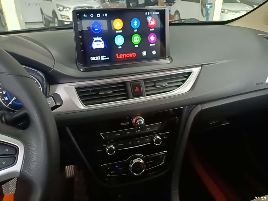 Changan V7, 2017 13