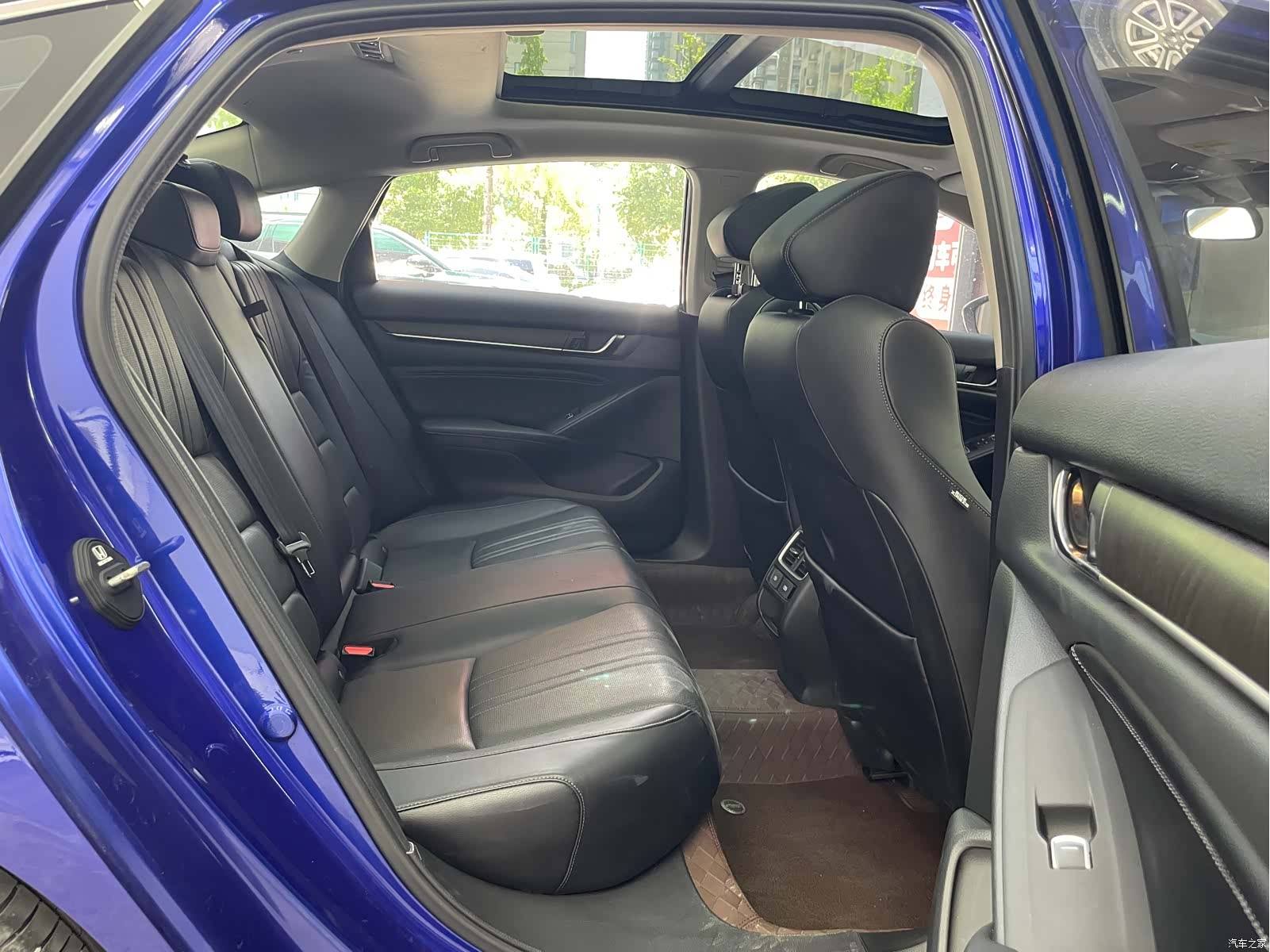 Honda Accord, 2018 13