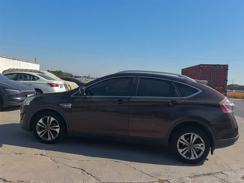 Luxgen Excellent 6 SUV