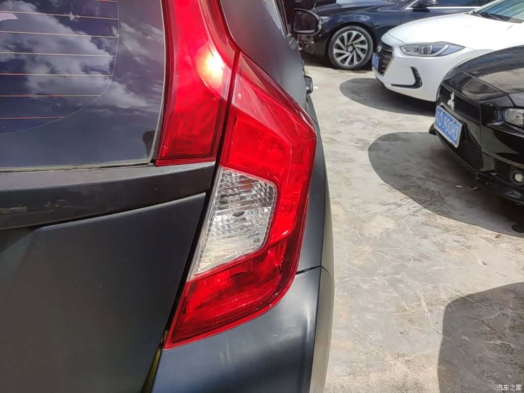 Honda Fit, 2016 24