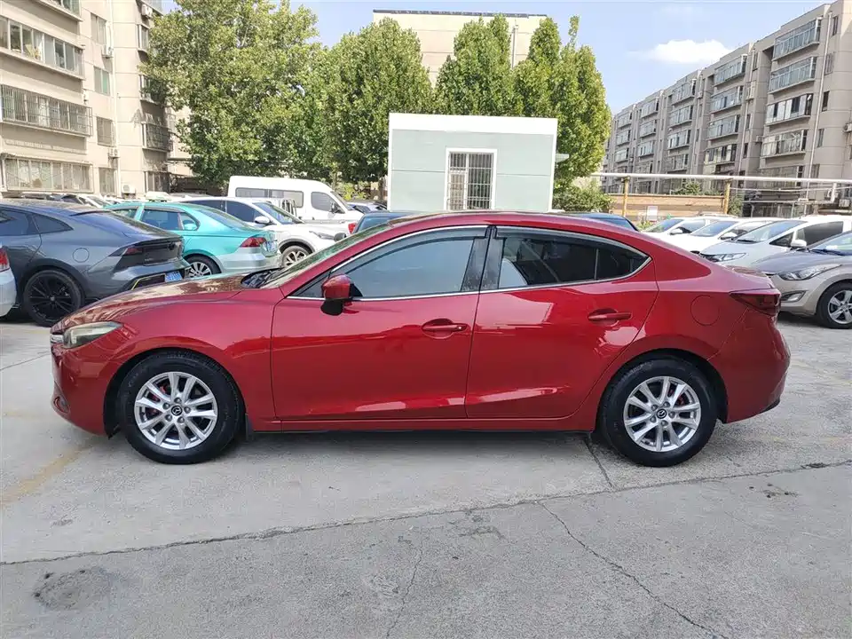 Mazda 3 Angkesaila