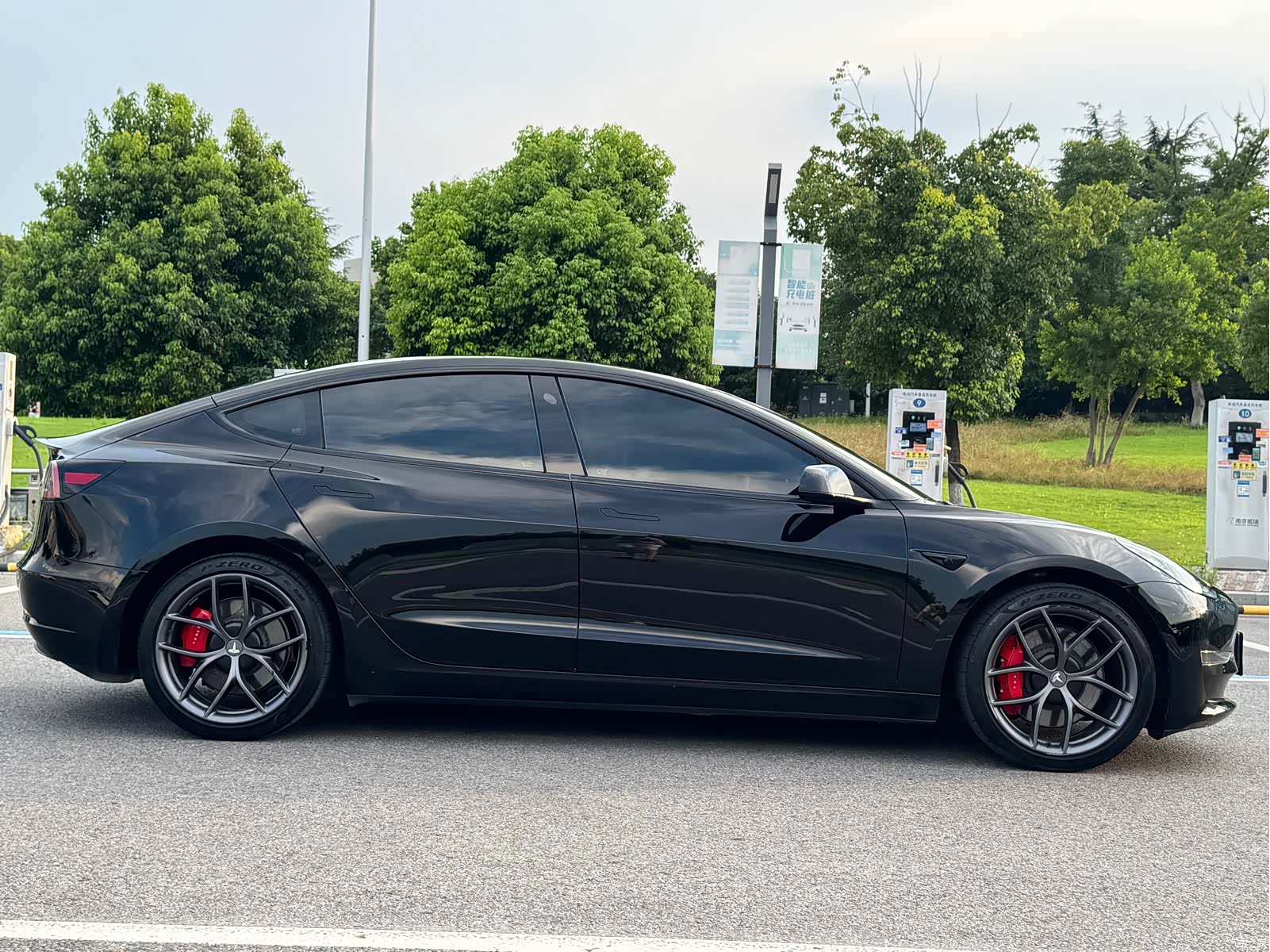 Tesla Model 3, 2022 4