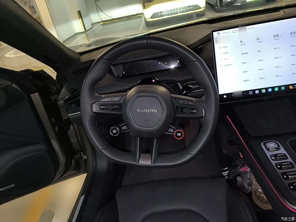 Xiaomi SU7, 2025 3