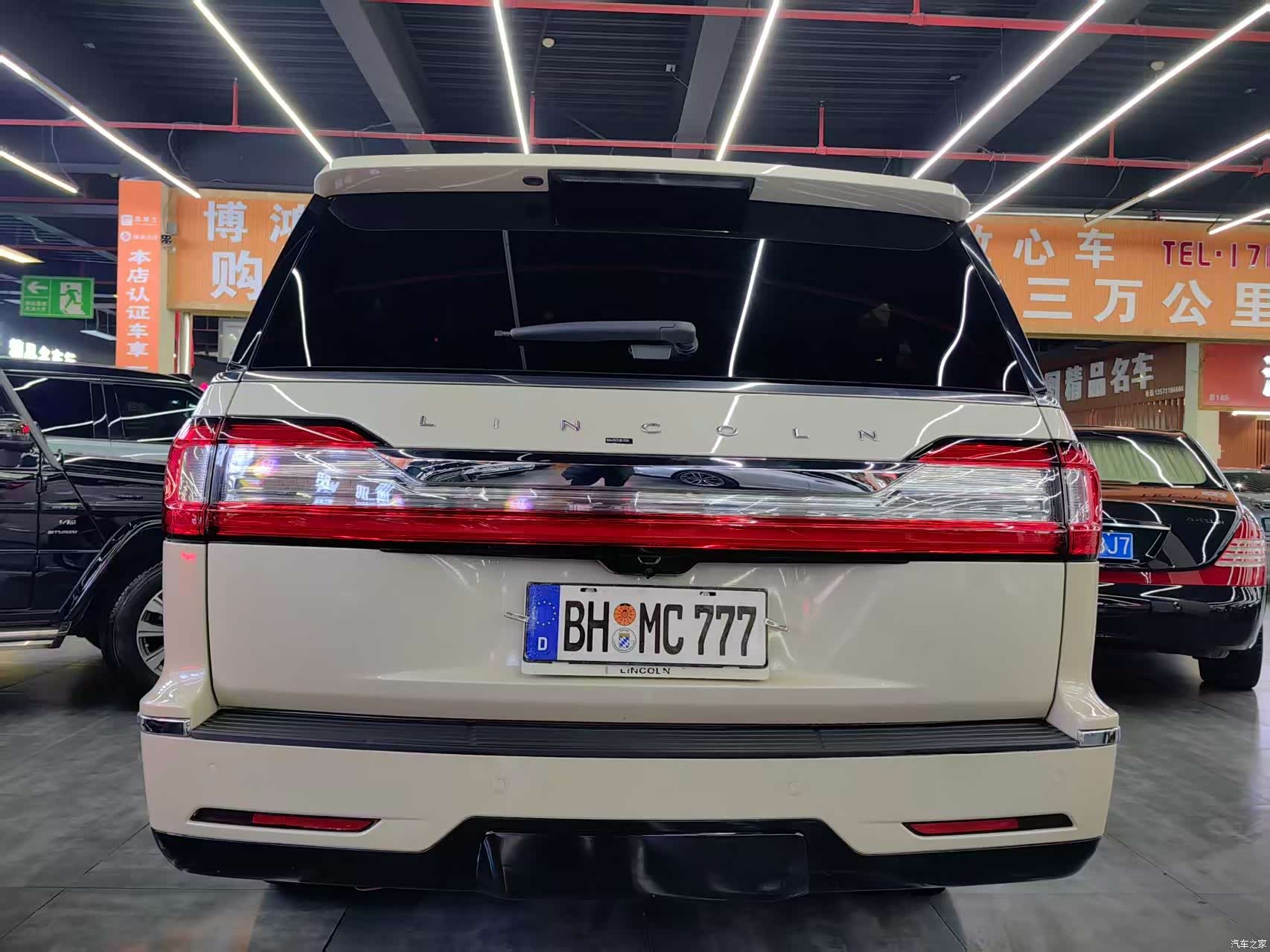 Lincoln Navigator, 2019 17