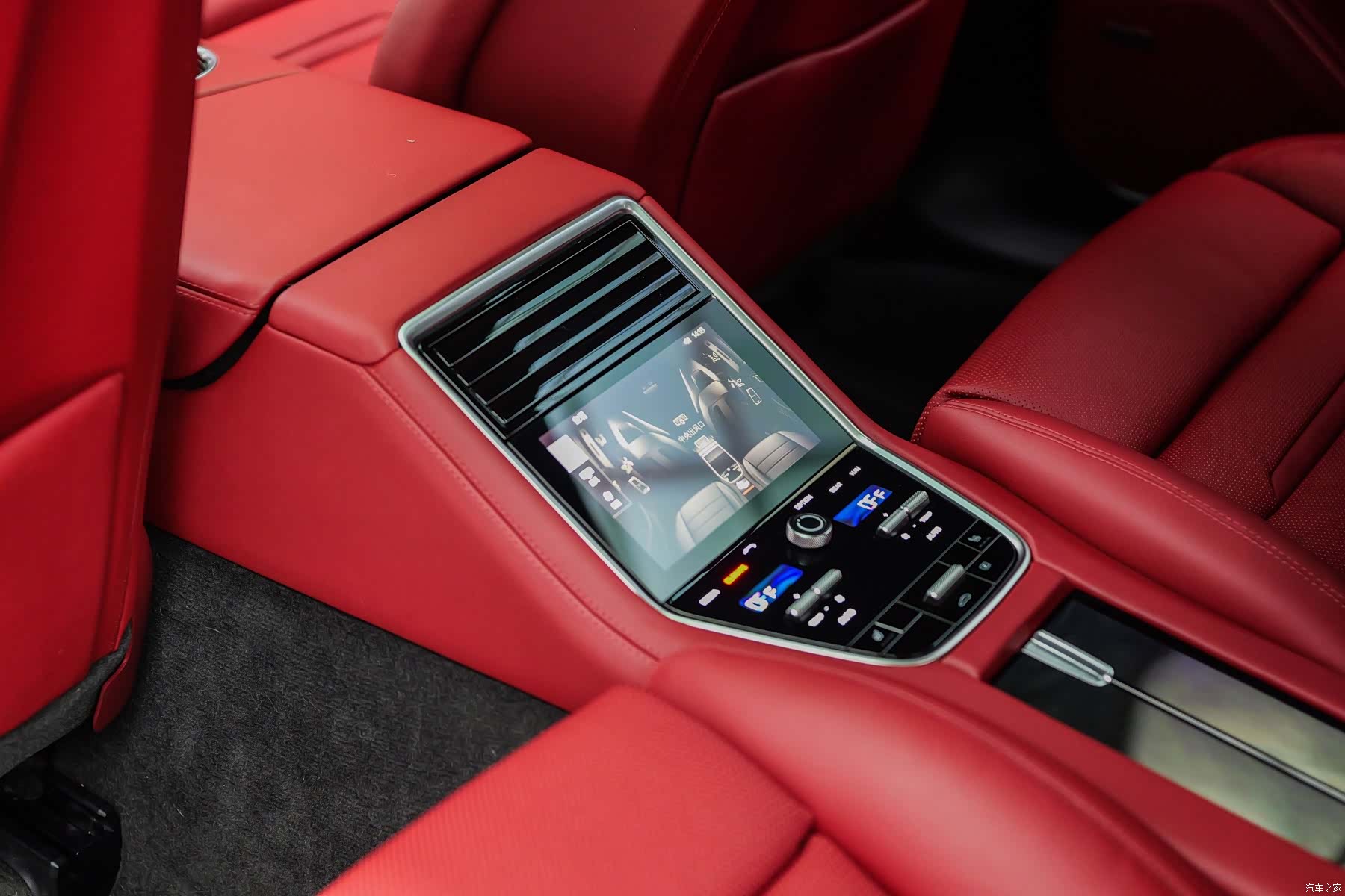 Porsche Panamera, 2017 8