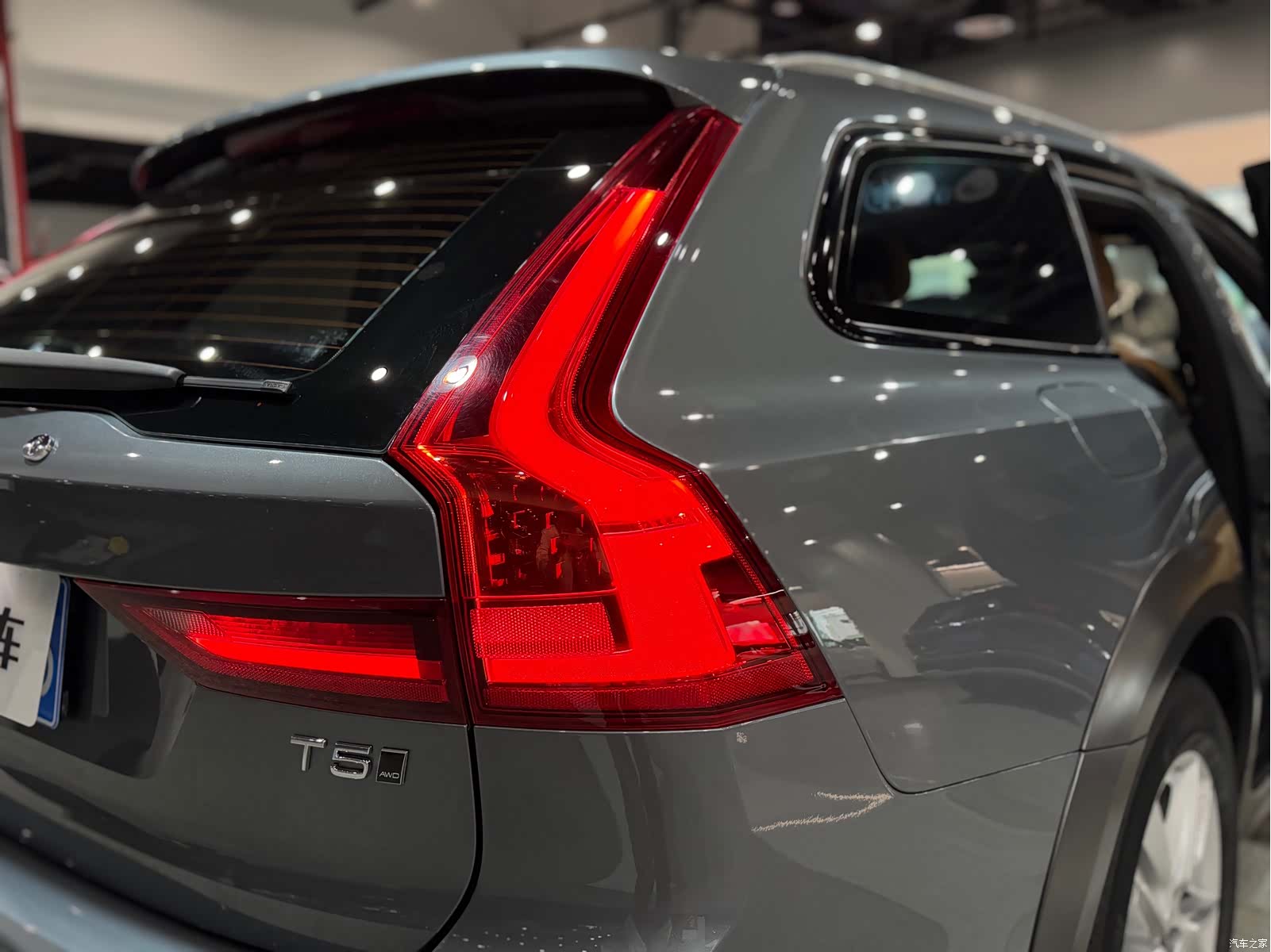 Volvo V90, 2018 25