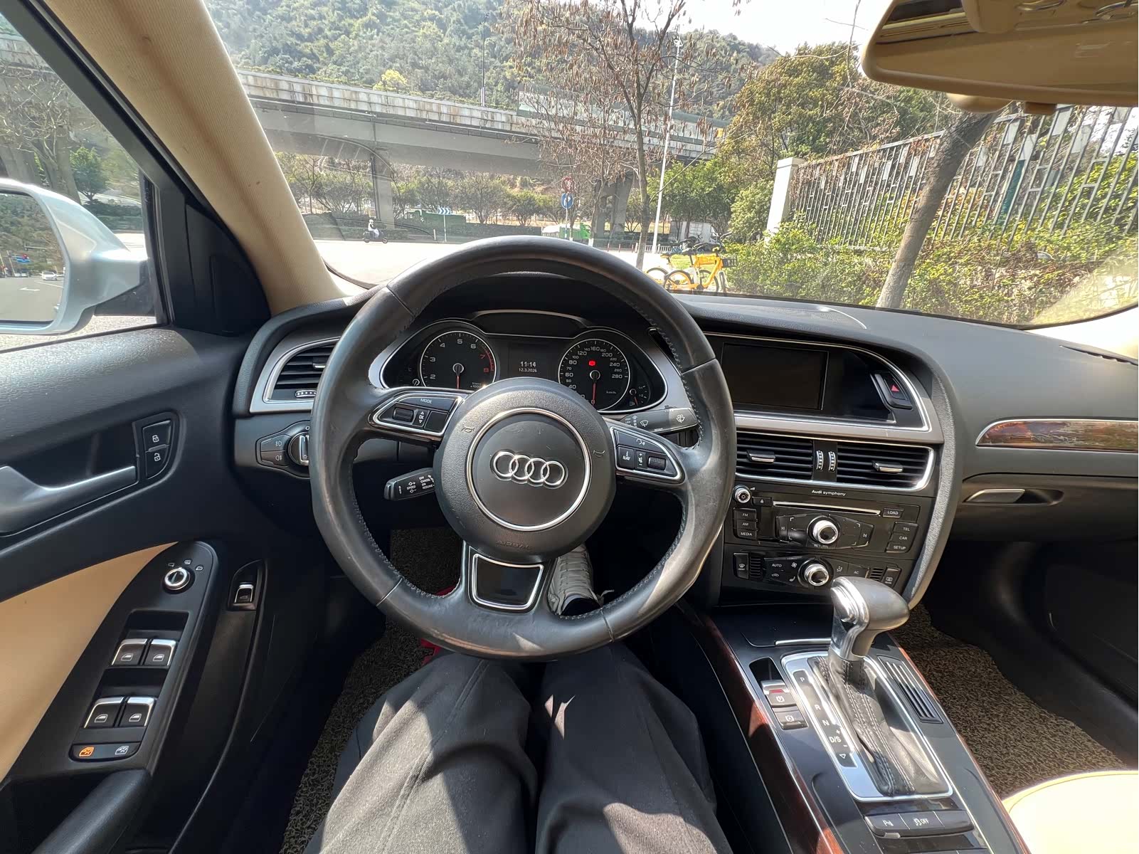 Audi A4L, 2013 23