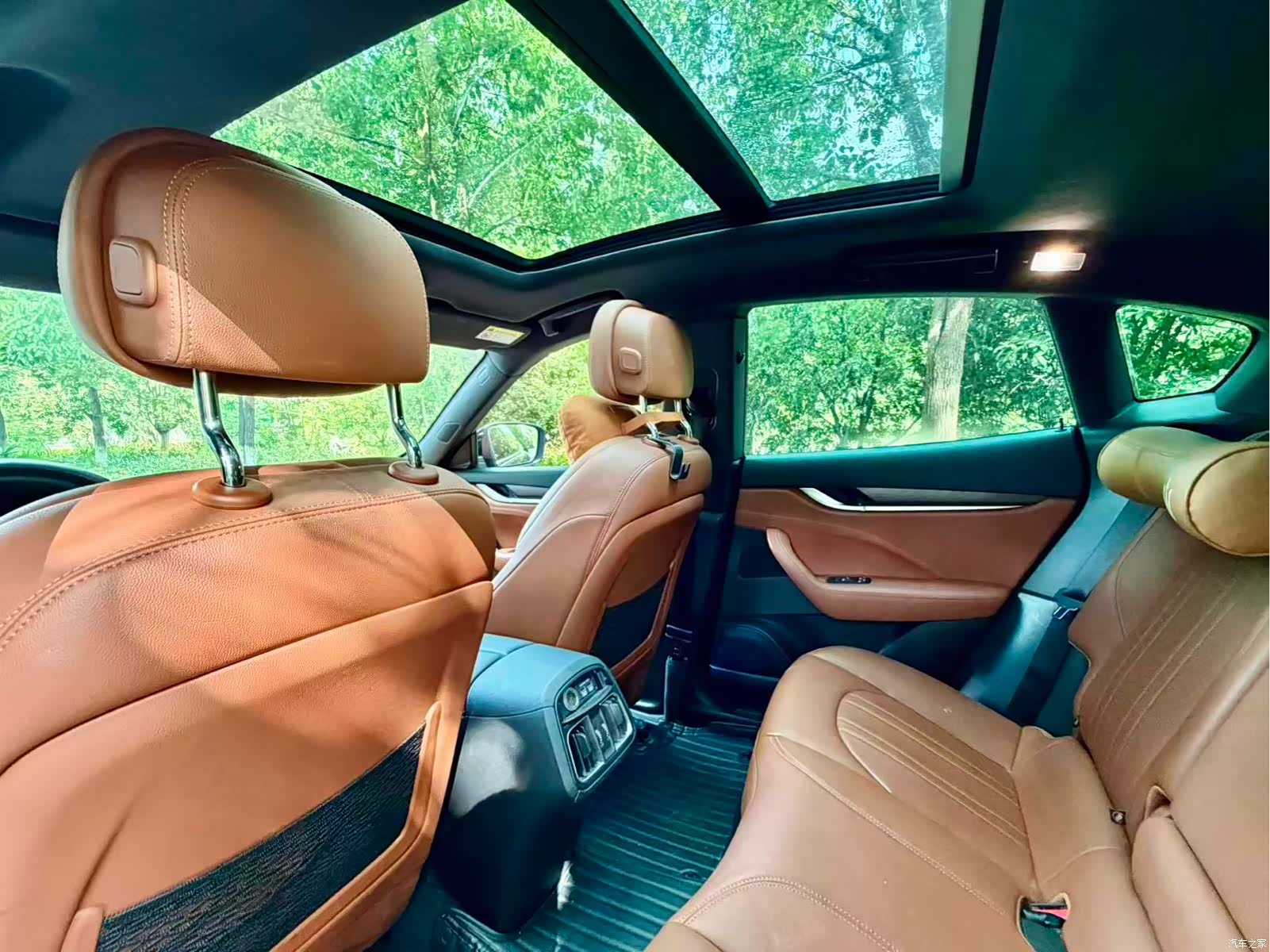 Maserati Levante, 2020 10