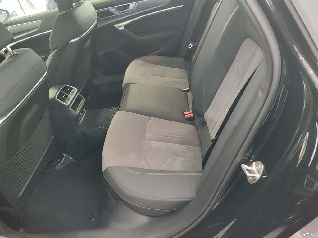 Audi A6L, 2023 17