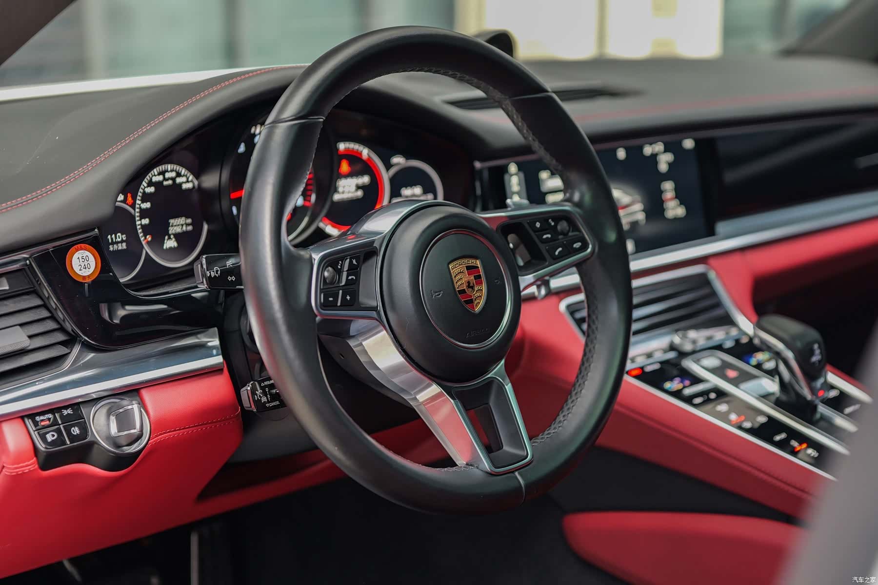 Porsche Panamera, 2017 10