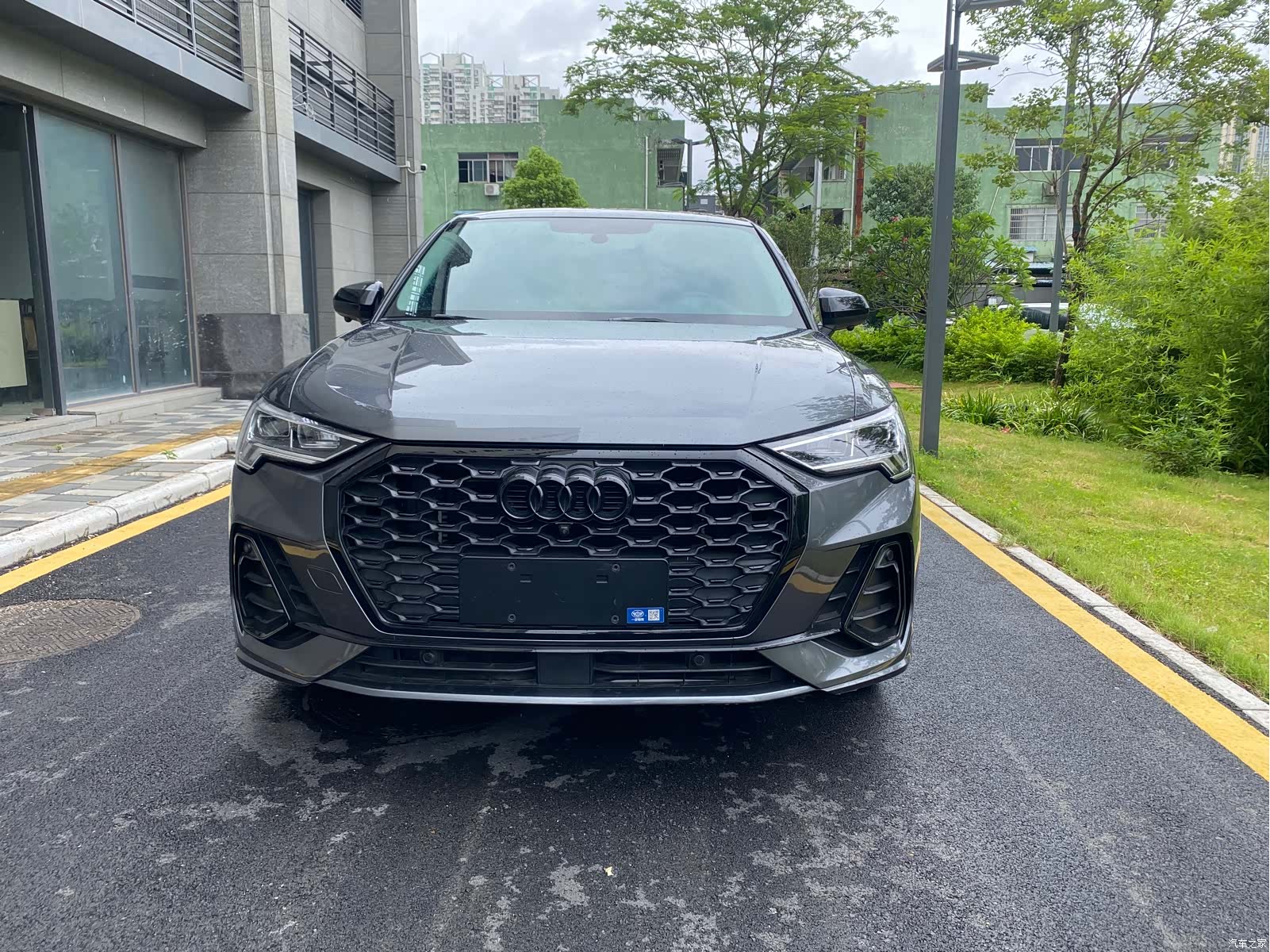 Audi Q3, 2023 3