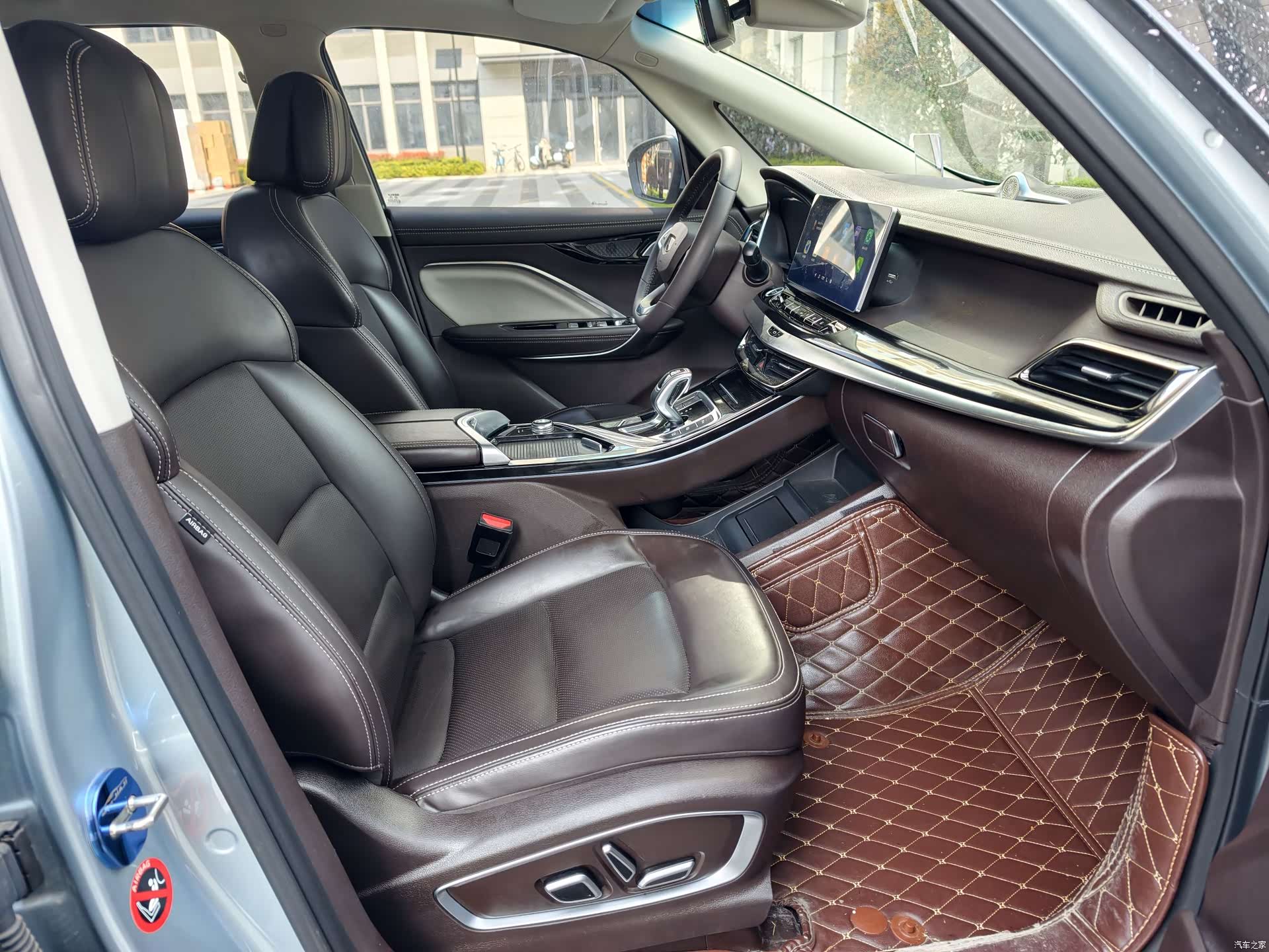Geely Jiaji, 2019 14