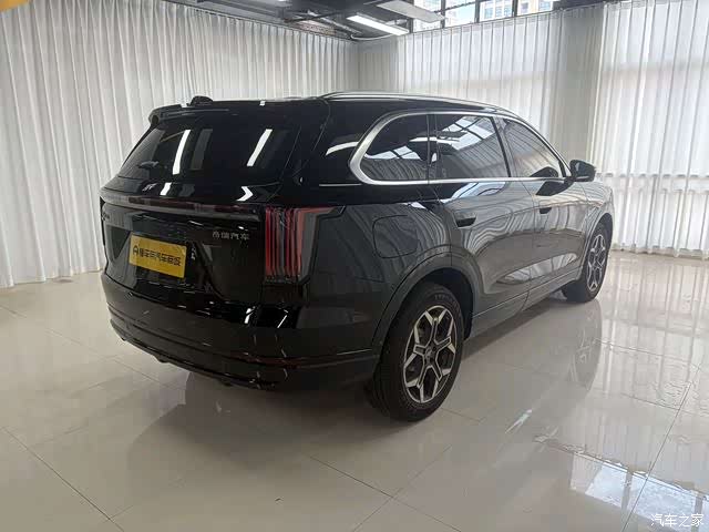 Jetour L7, 2026 2