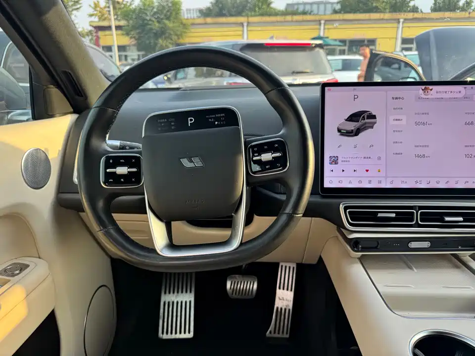 Li Auto Ideal L8