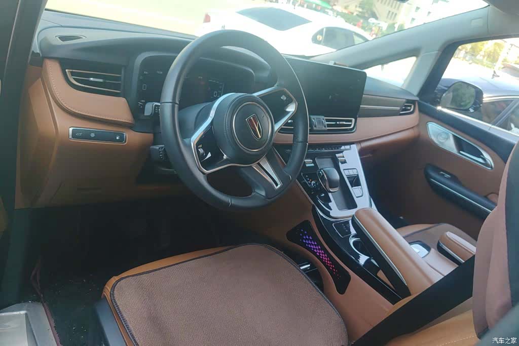 Hongqi HQ9, 2024 12