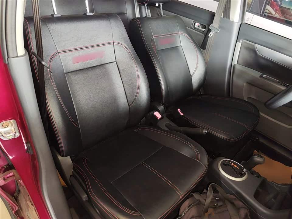 Suzuki Swift Suzuki Swift