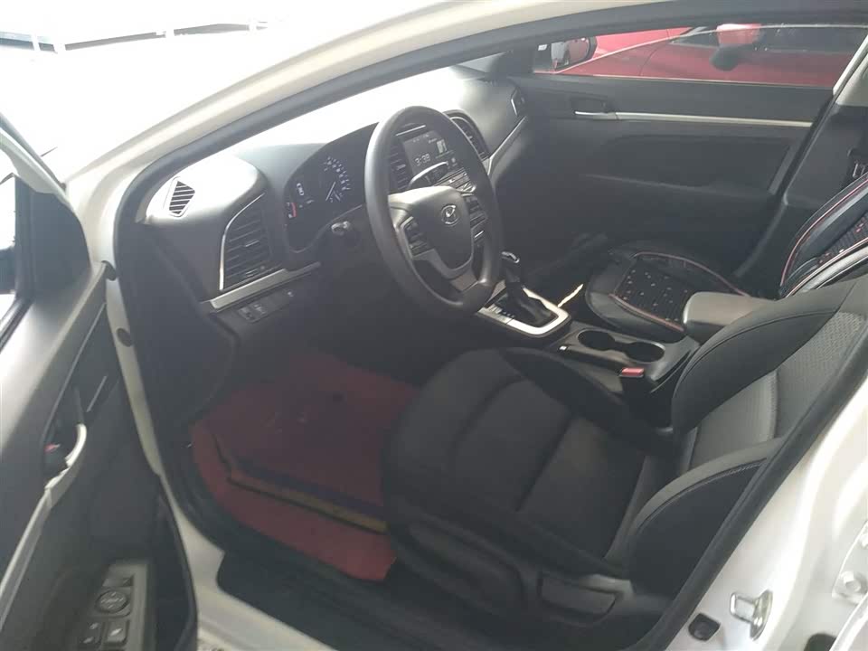 Hyundai Lead