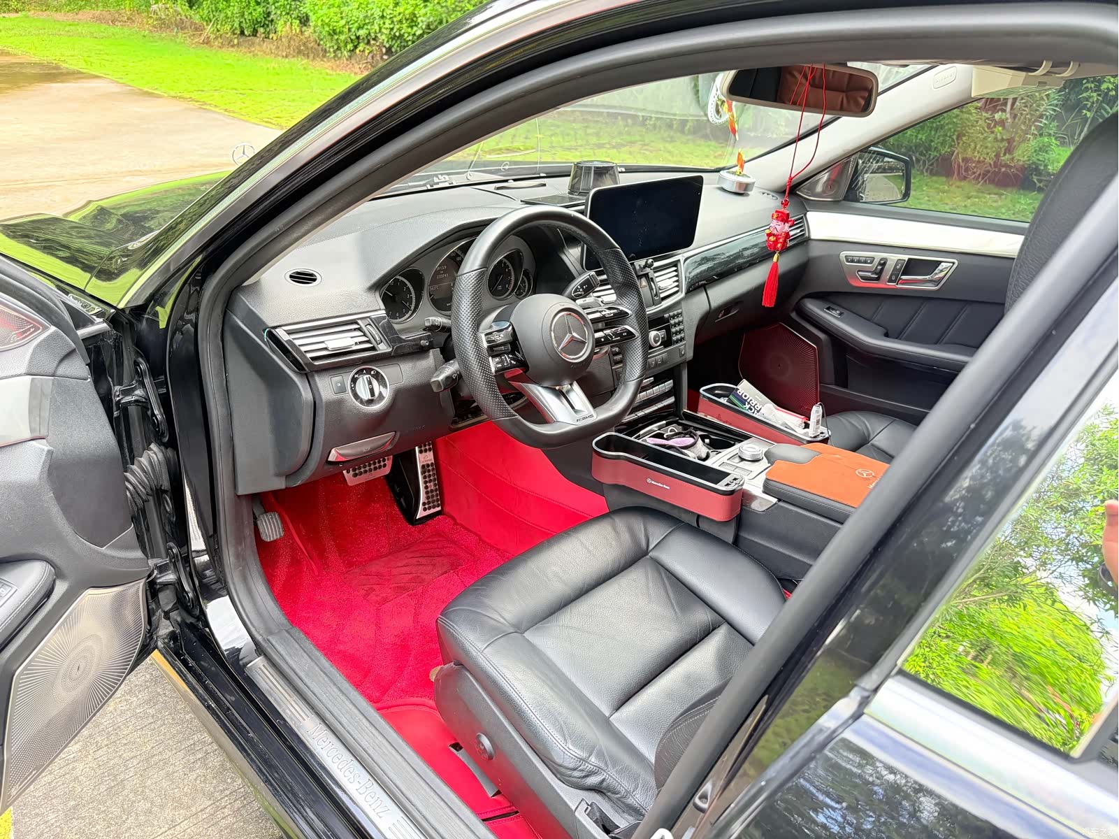 Mercedes-Benz E-Class, 2011 8