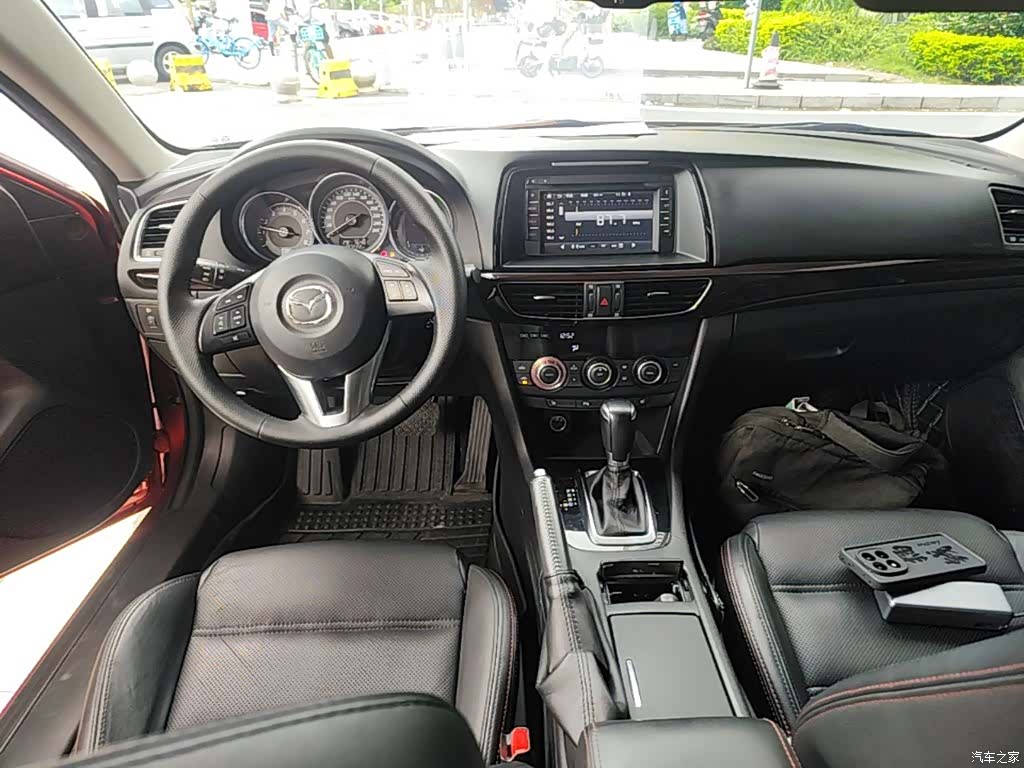 Mazda Atenza, 2016 10