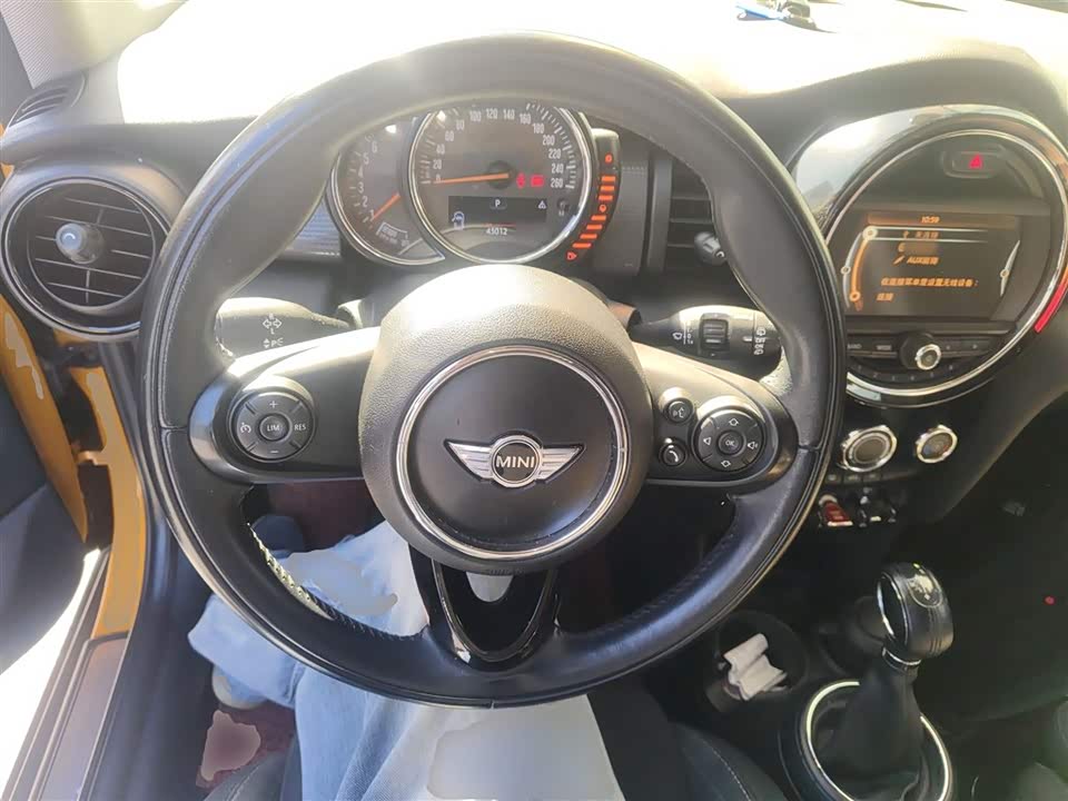 MINI MINI