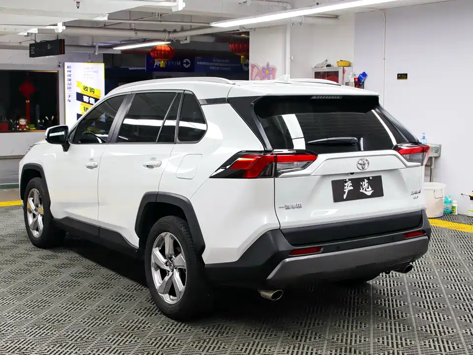 Toyota RAV4 Rongfang