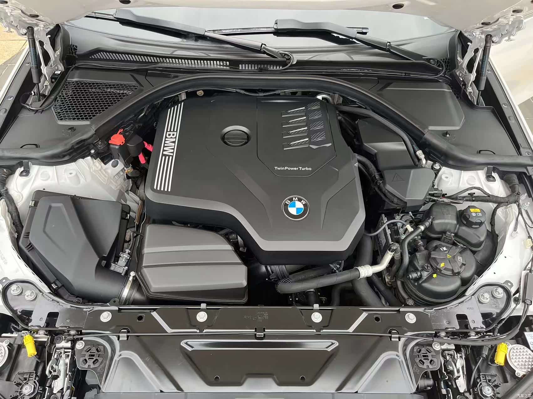 BMW 3 Series, 2022 24