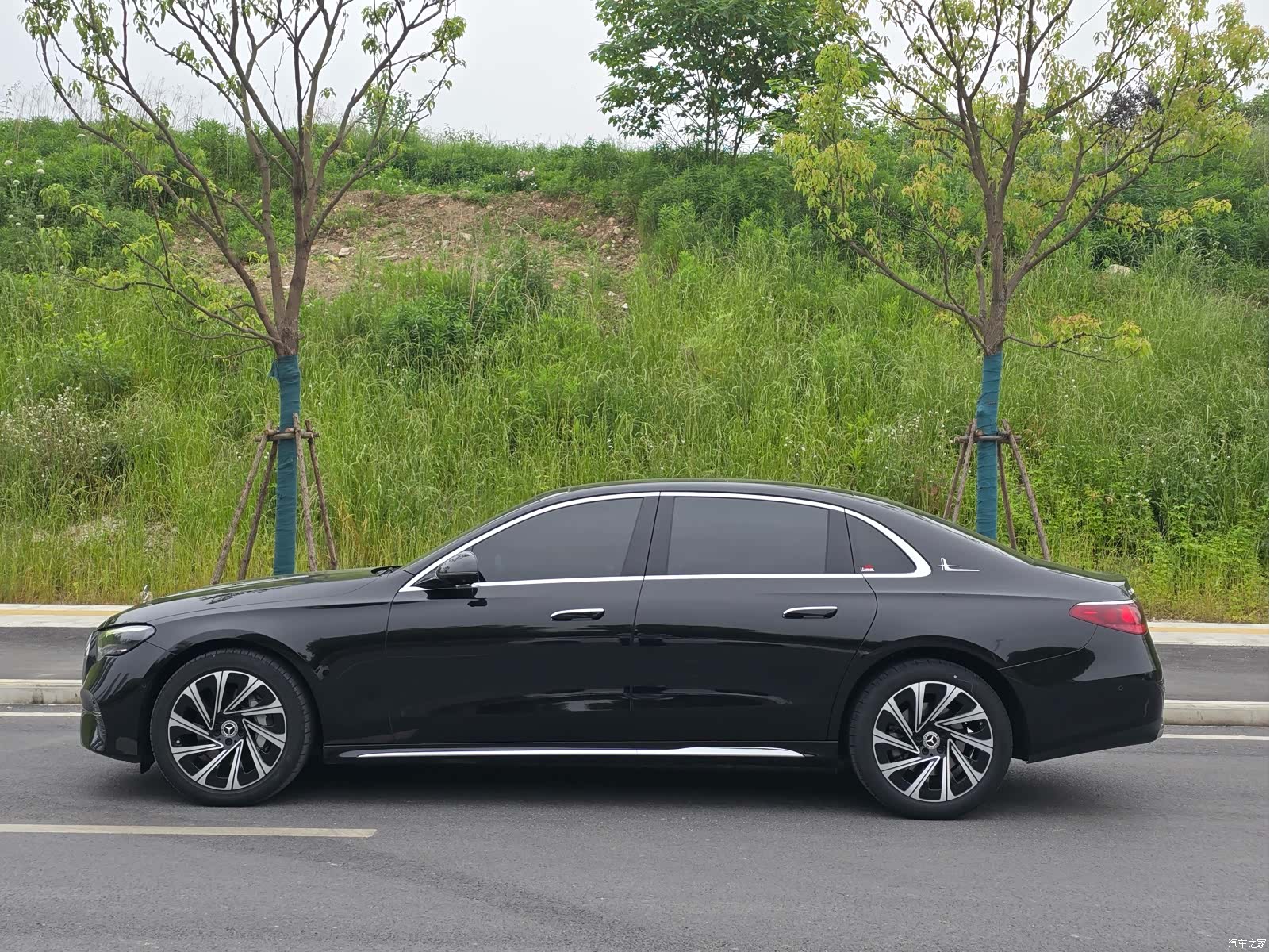 Mercedes-Benz E-Class, 2024 12