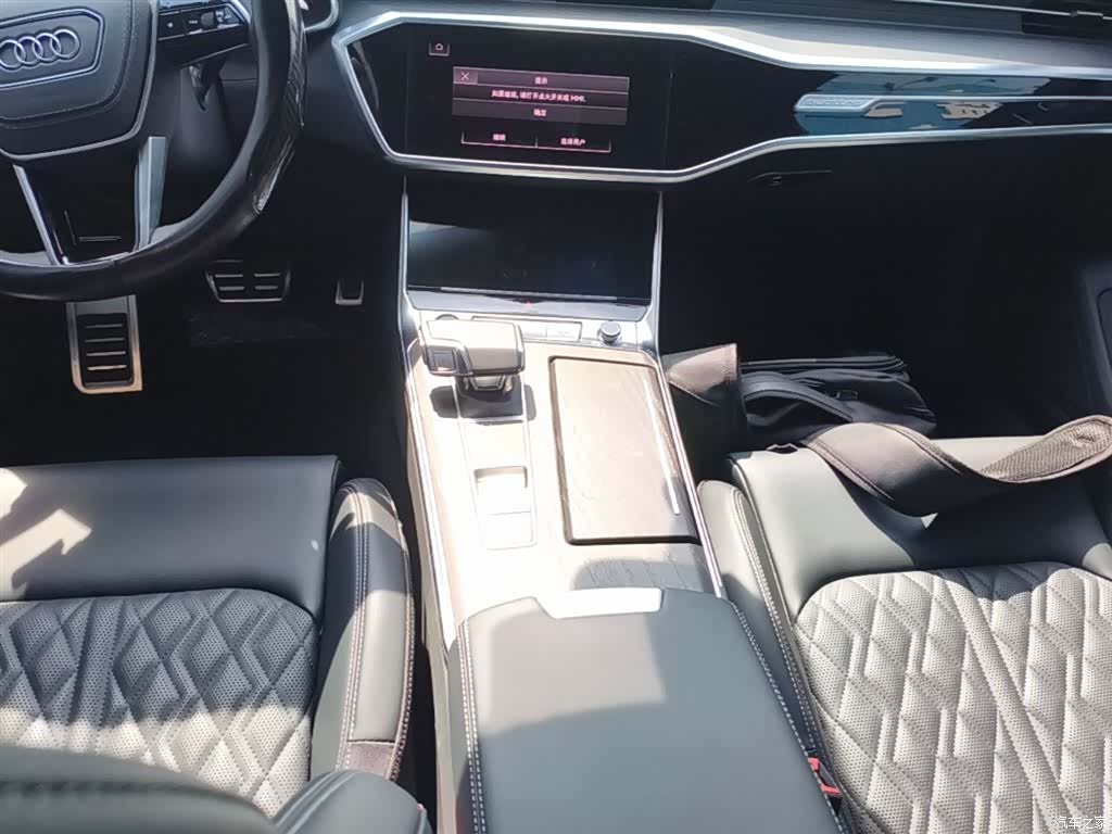 Audi A6L, 2025 14