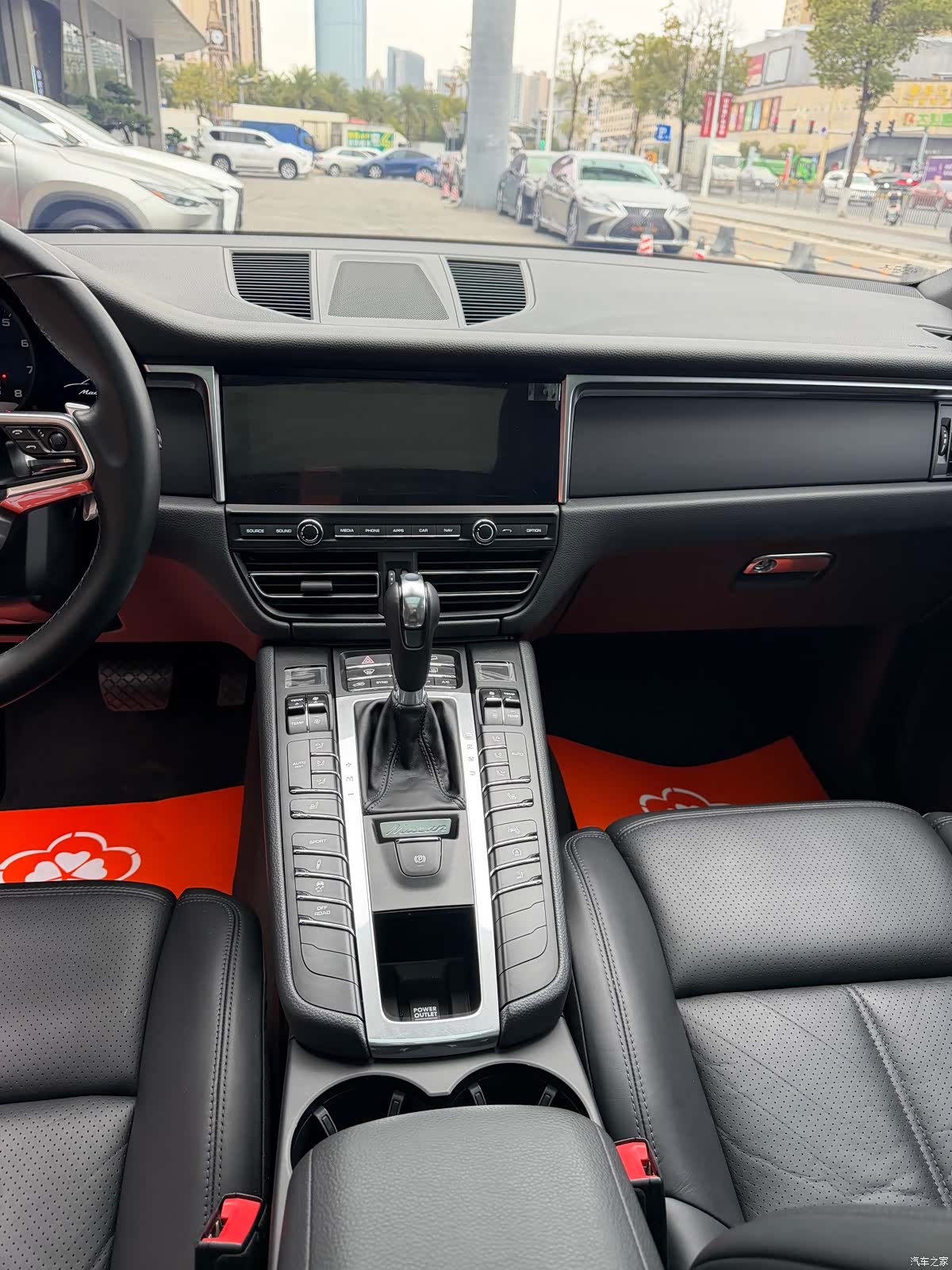 Porsche Macan, 2020 7