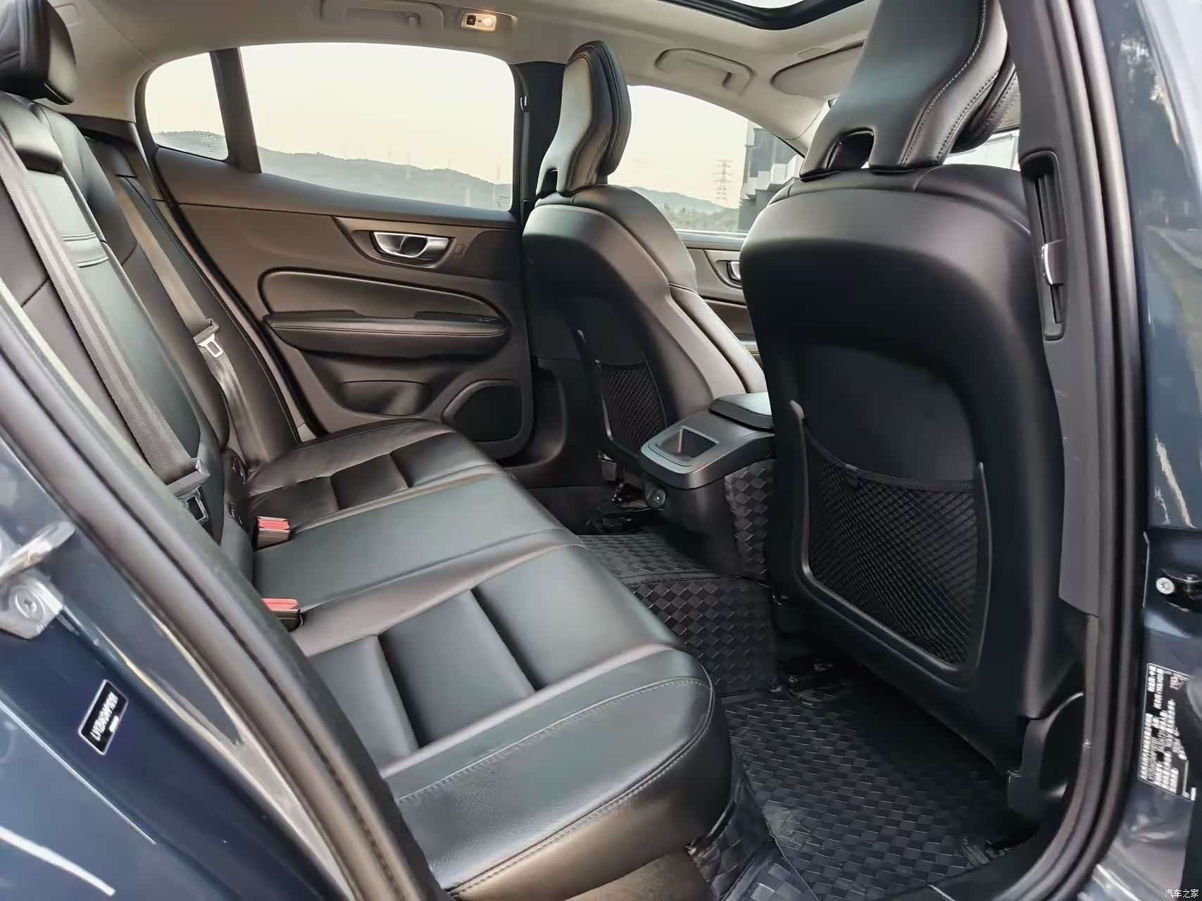 Volvo S60, 2021 10