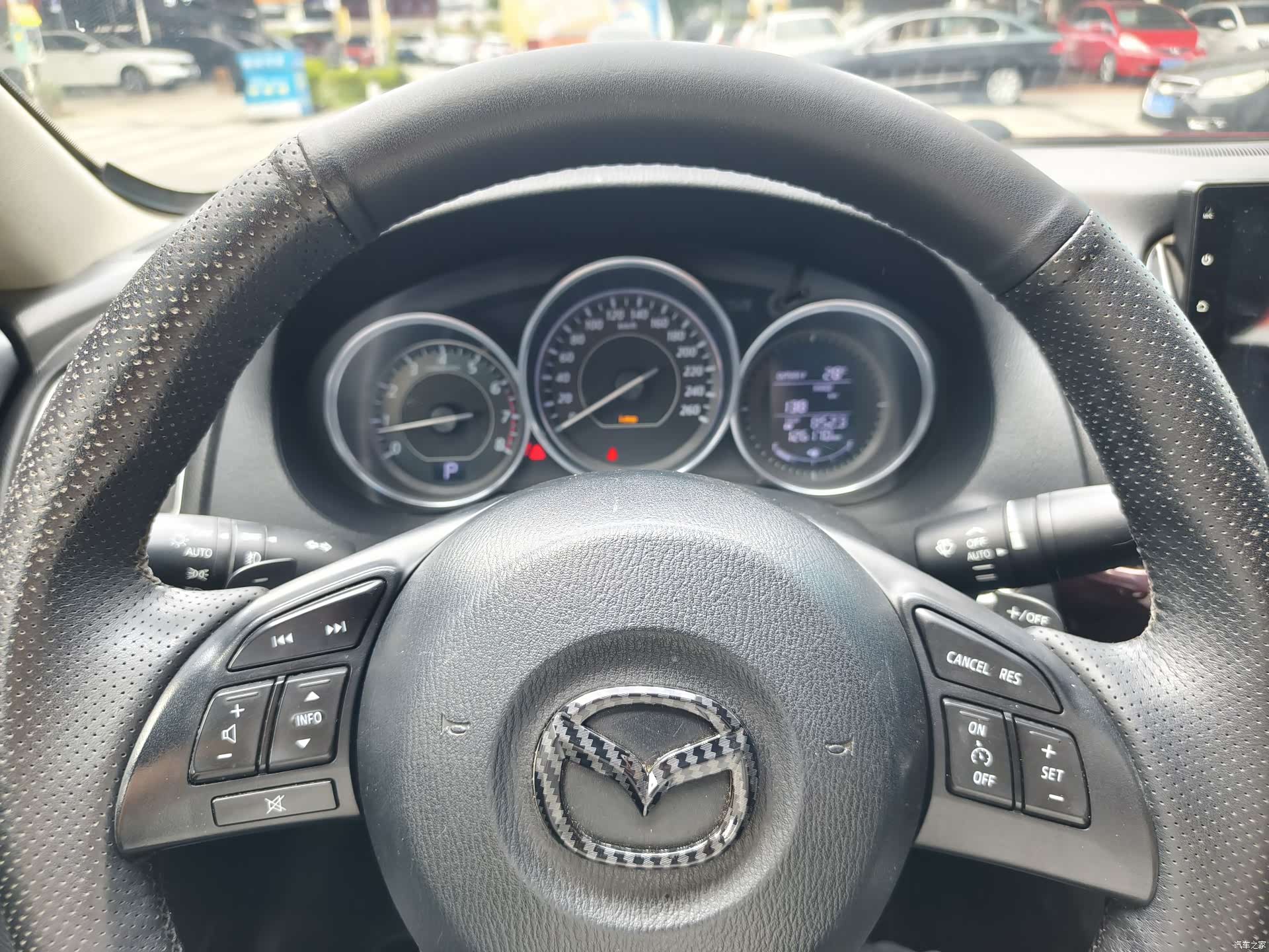 Mazda Atenza, 2015 13