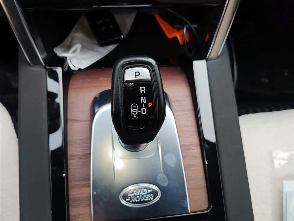 Land Rover Discover sports