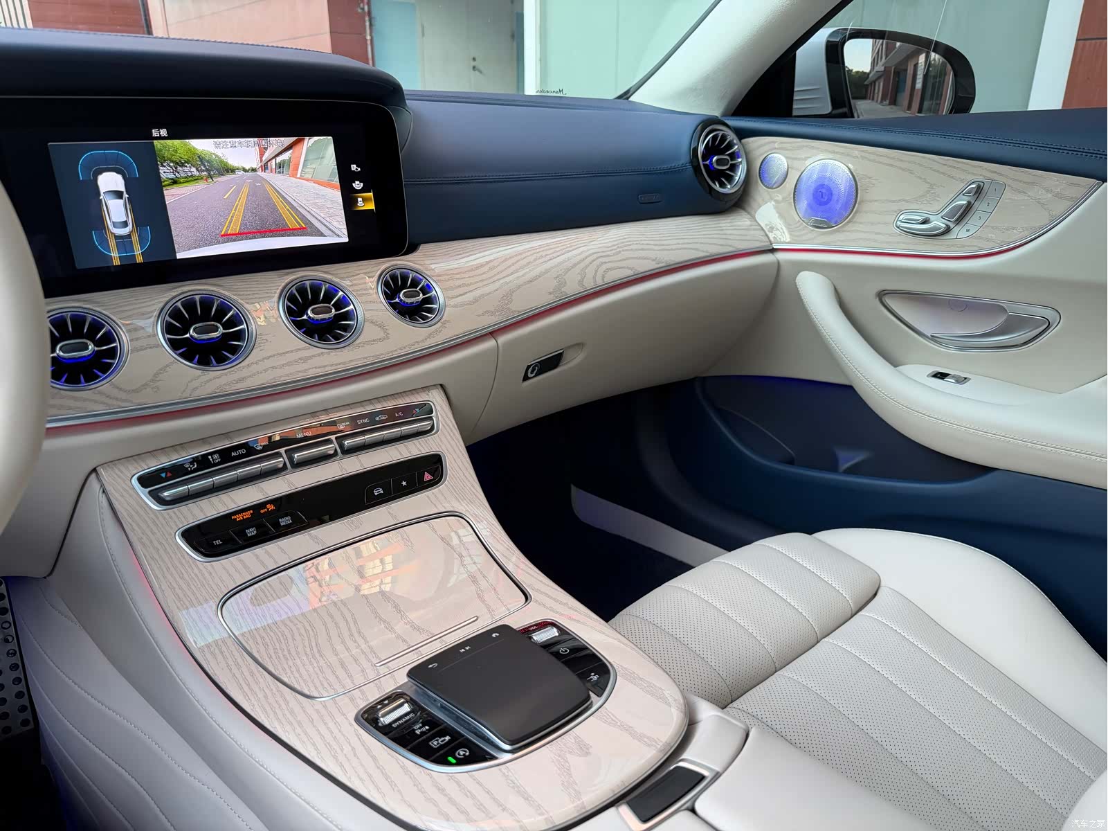 Mercedes-Benz E-Class, 2022 9