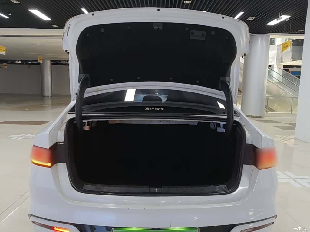 BYD Qin, 2023 19