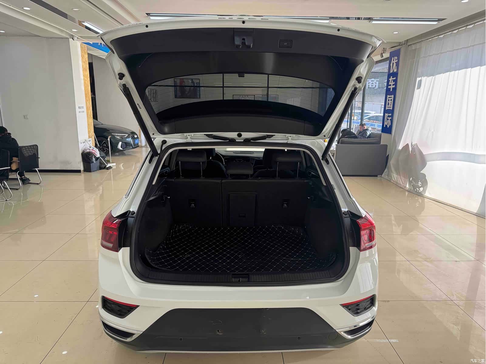Volkswagen T-ROC, 2021 19