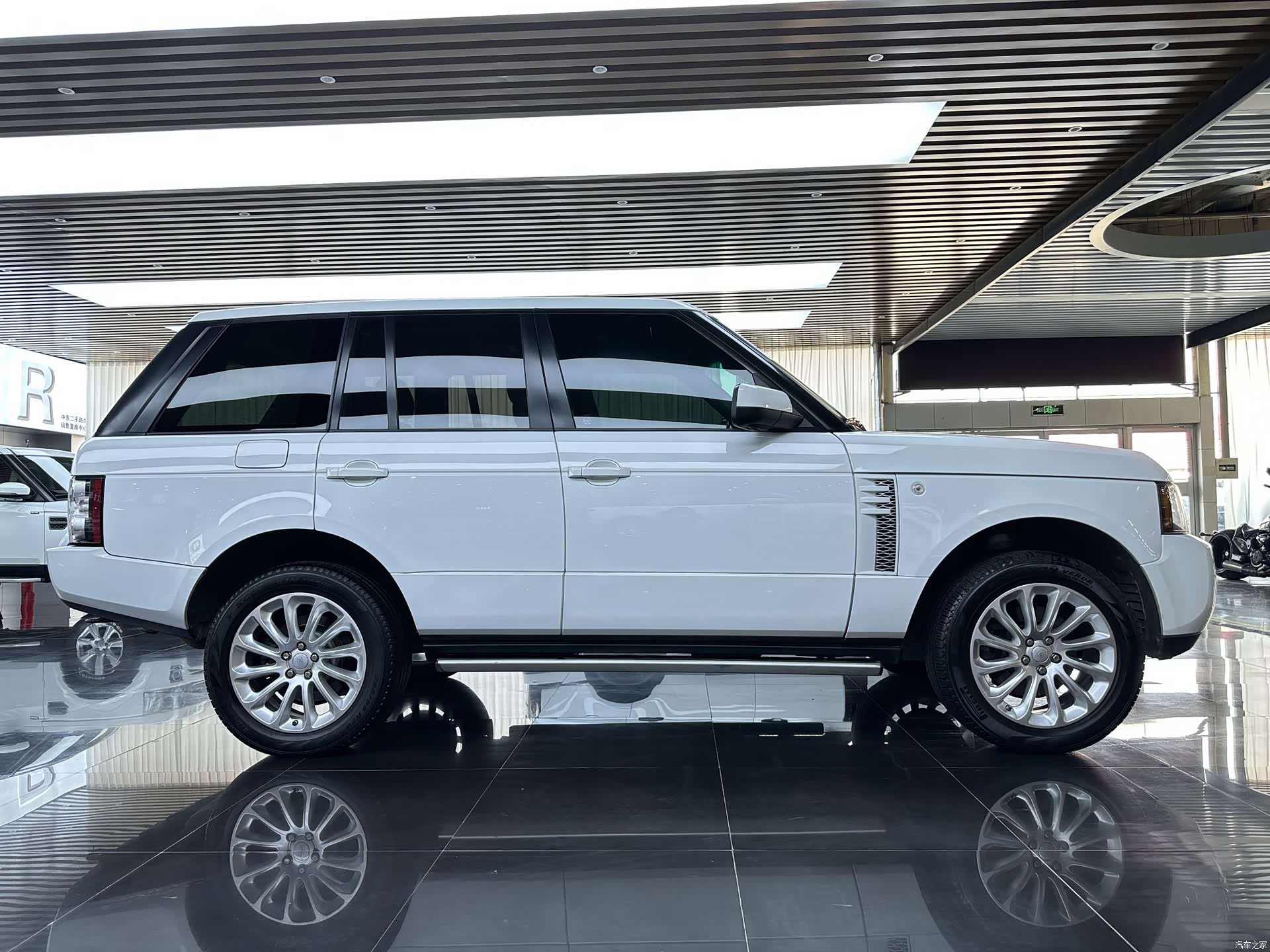 Land Rover Range Rover, 2012 4