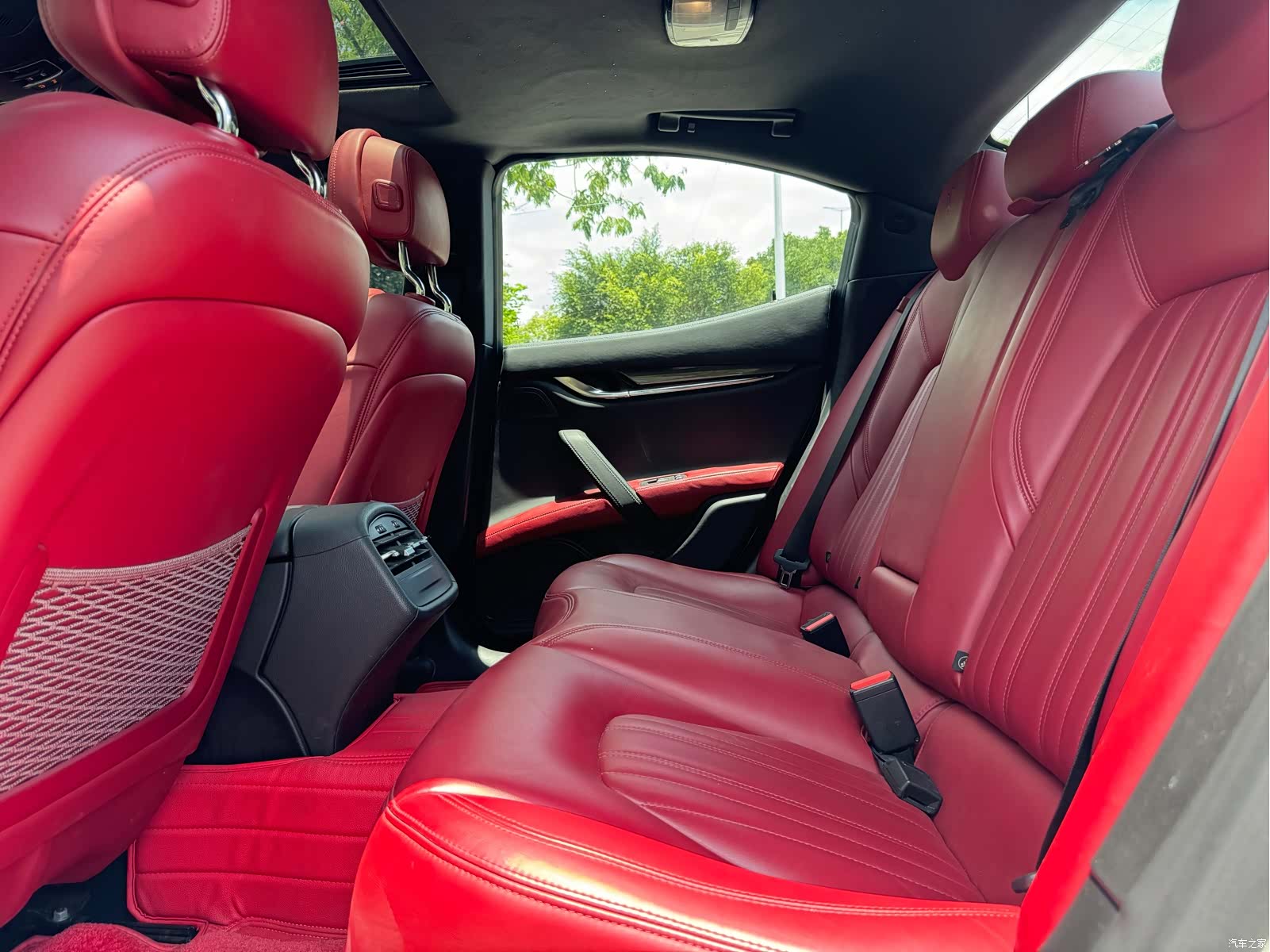Maserati Ghibli, 2020 13