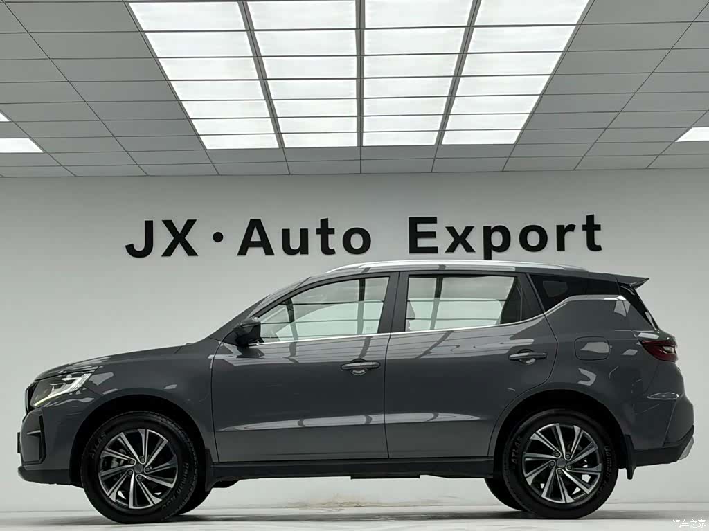 Geely X6, 2022 7
