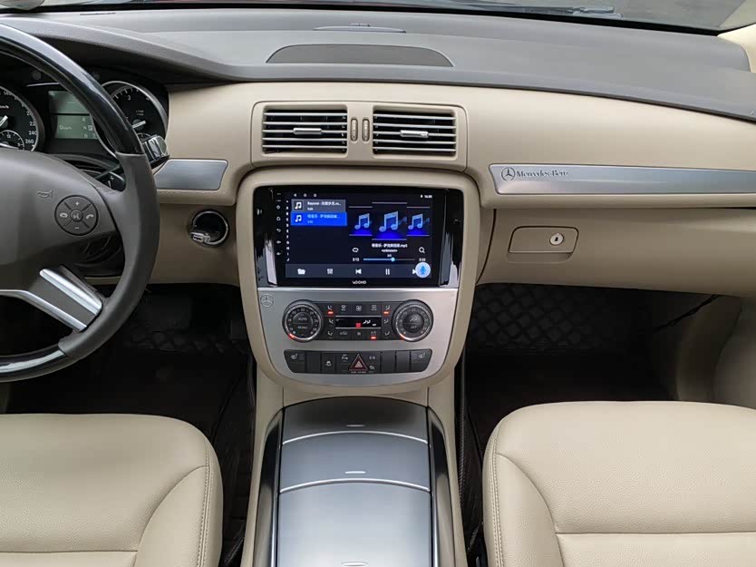 Mercedes-Benz R-class