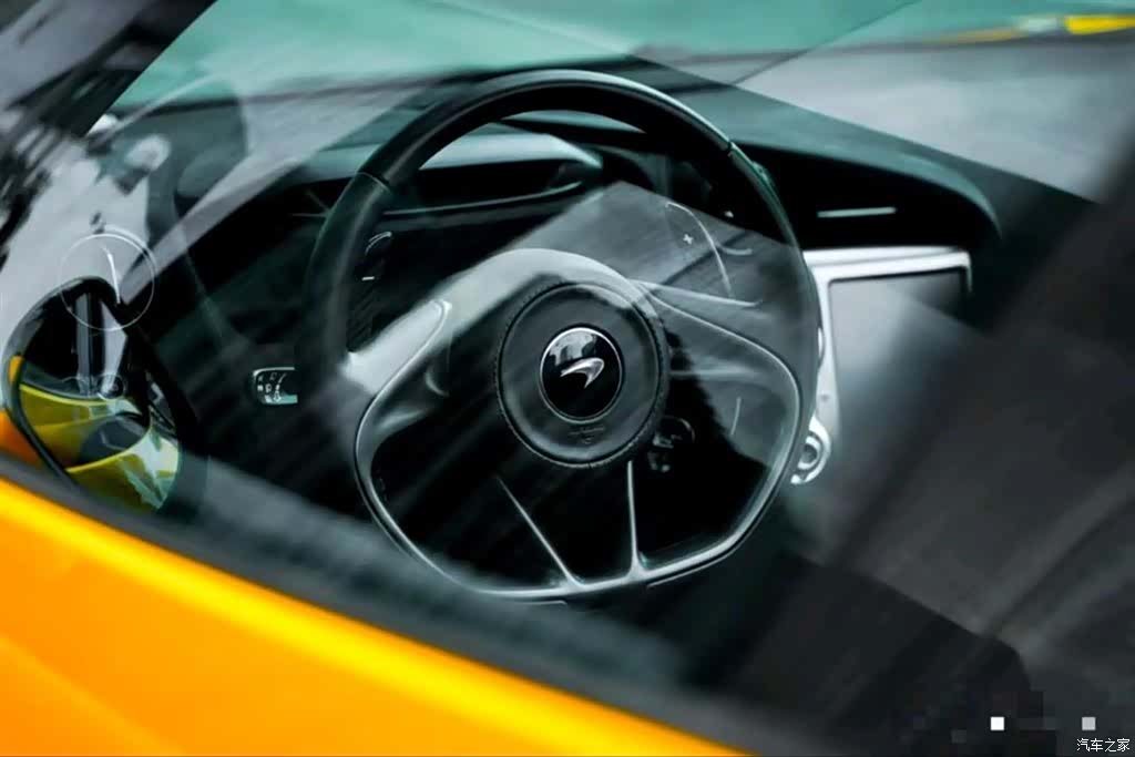 McLaren 720S, 2020 все фото