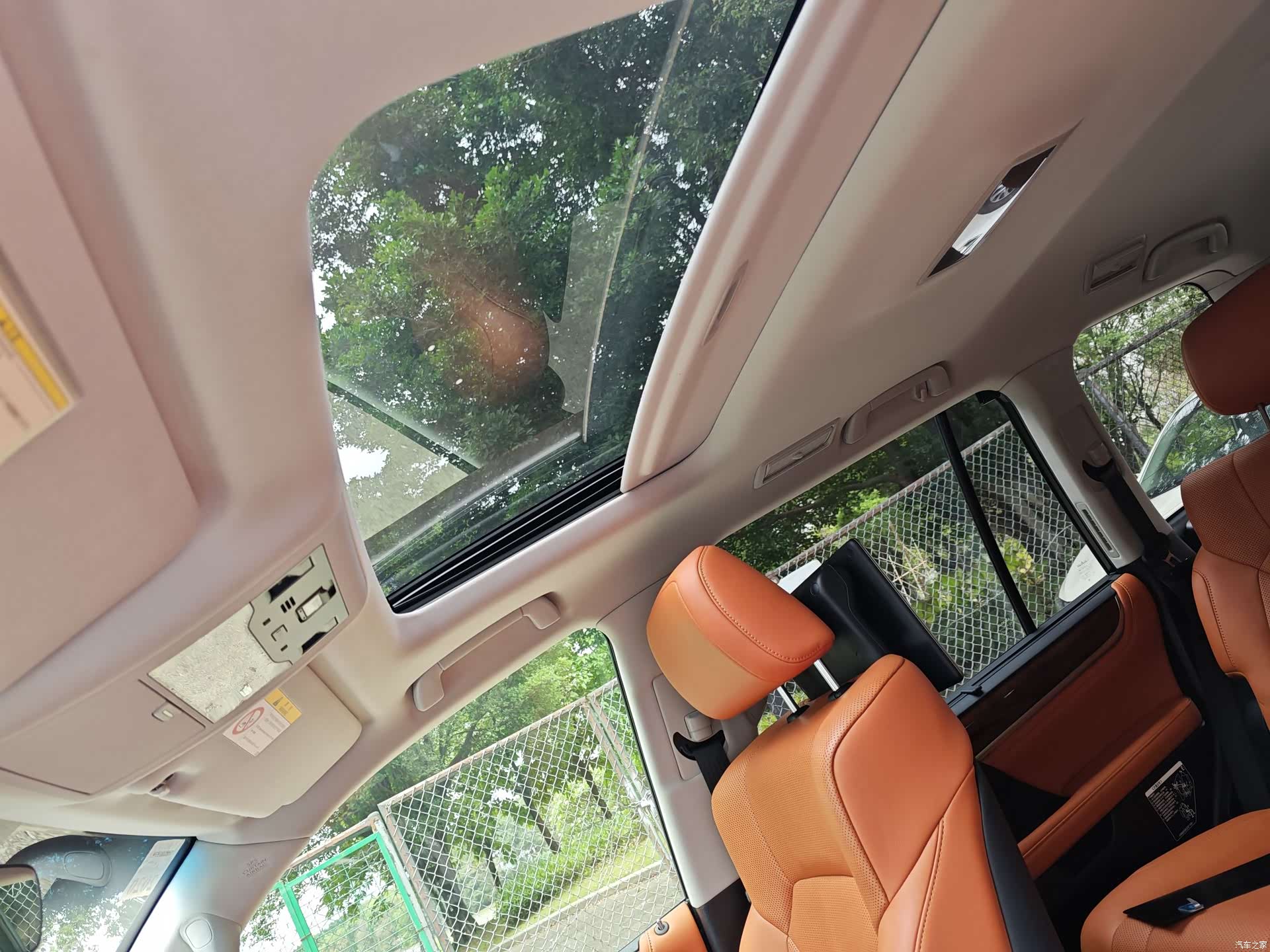 Lexus LX, 2016 25